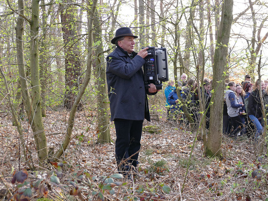 Ökumenischer Jugendkreuzweg in Naumburg (Foto: Karl-Franz Thiede)